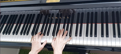 ピアノ演奏